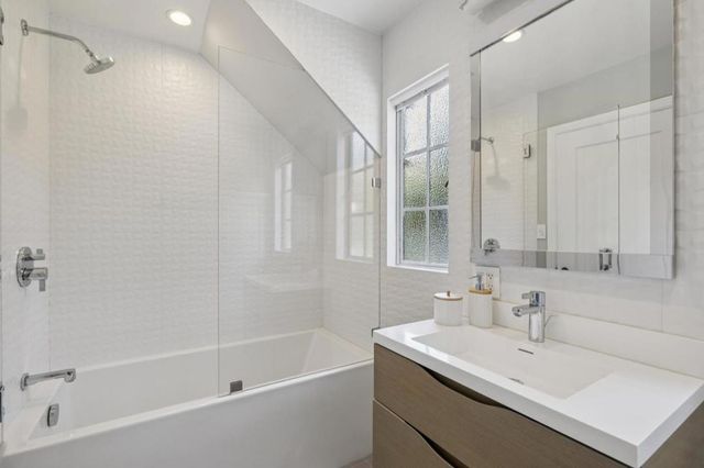1770 Fulton Street, Palo Alto, CA 94303