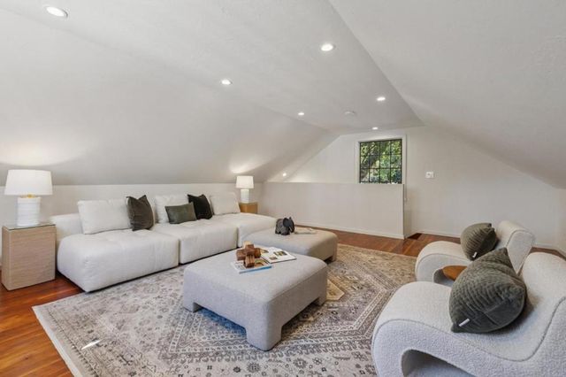 1770 Fulton Street, Palo Alto, CA 94303