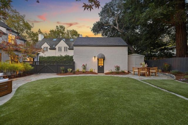1770 Fulton Street, Palo Alto, CA 94303