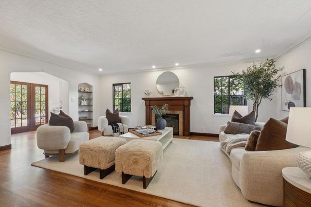 1770 Fulton Street, Palo Alto, CA 94303