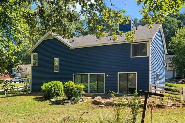 990 Chapman Lane, Stone Mountain, GA 30088