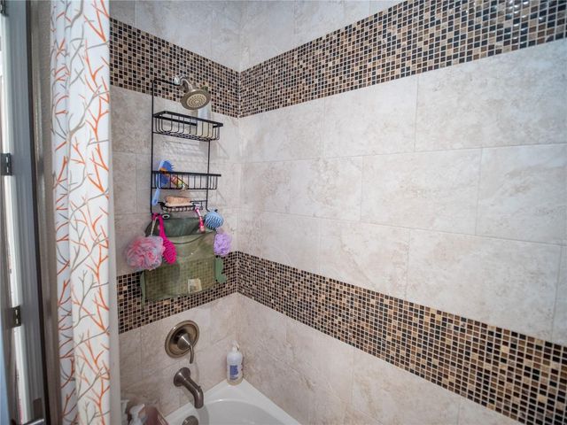 8986 FULLERWOOD AVENUE, Orlando, FL 32832