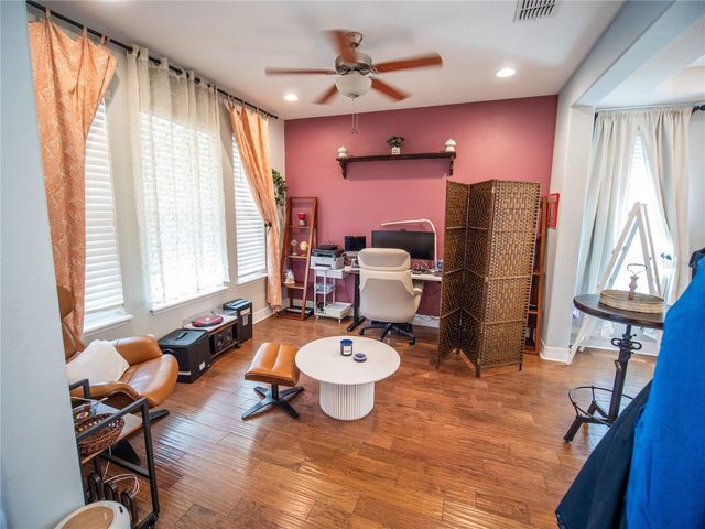 8986 FULLERWOOD AVENUE, Orlando, FL 32832