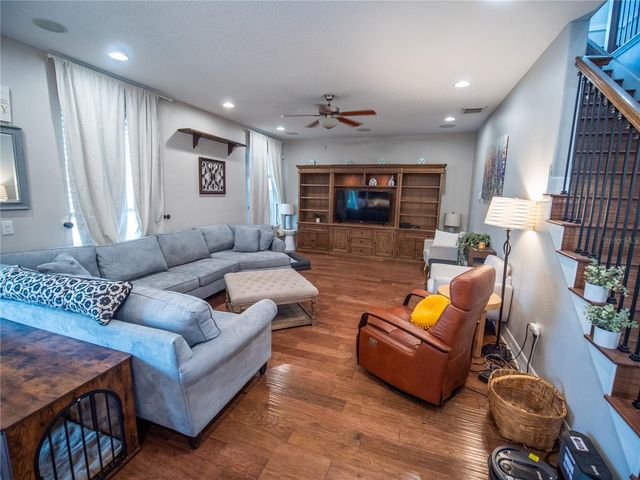 8986 FULLERWOOD AVENUE, Orlando, FL 32832