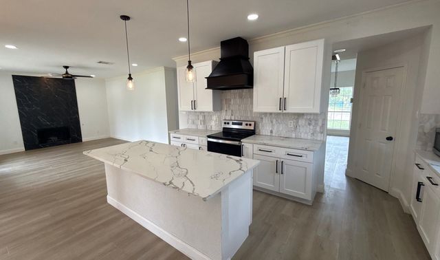 3402 Seabreeze Drive, Rowlett, TX 75088