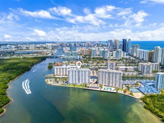 500 Bayview Dr 228, Sunny Isles Beach, FL 33160