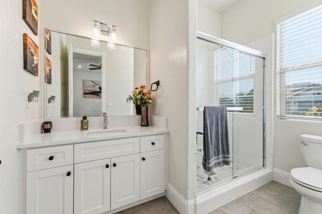 785 Ponderosa Way W, Madera, CA 93636