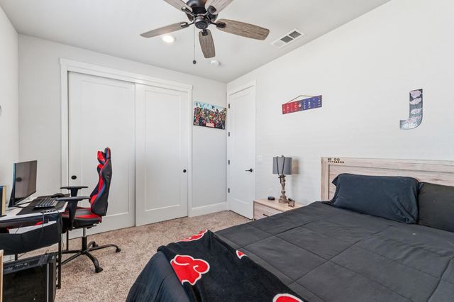 785 Ponderosa Way W, Madera, CA 93636