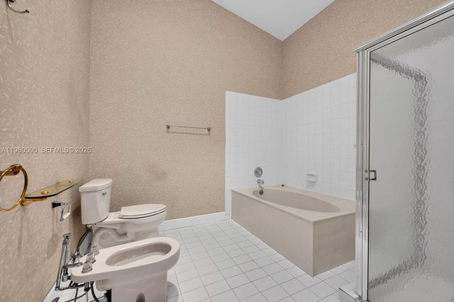 10635 SW 158th Pl, Miami, FL 33196