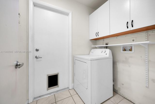 10635 SW 158th Pl, Miami, FL 33196