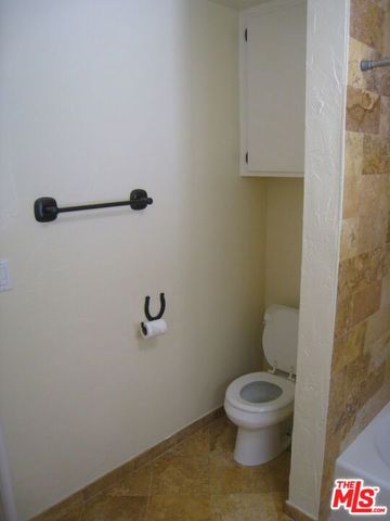 9814 Baden Avenue, Chatsworth (los Angeles), CA 91311