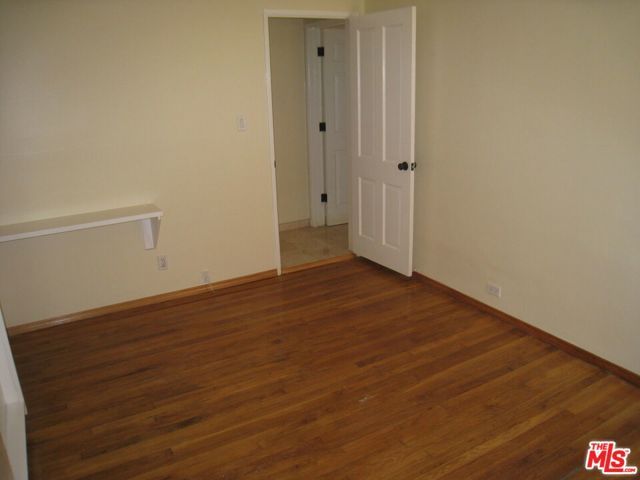 9814 Baden Avenue, Chatsworth (los Angeles), CA 91311
