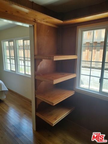9814 Baden Avenue, Chatsworth (los Angeles), CA 91311