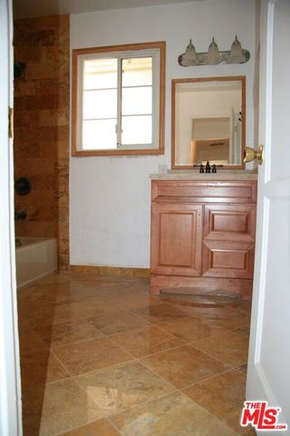 9814 Baden Avenue, Chatsworth (los Angeles), CA 91311