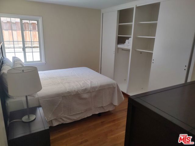 9814 Baden Avenue, Chatsworth (los Angeles), CA 91311