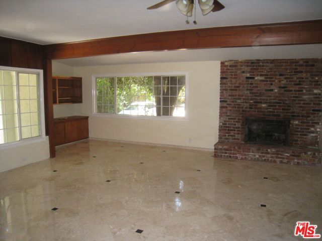 9814 Baden Avenue, Chatsworth (los Angeles), CA 91311