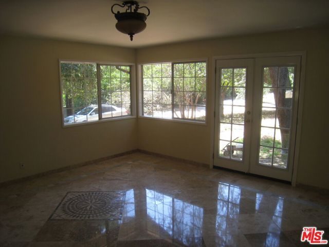 9814 Baden Avenue, Chatsworth (los Angeles), CA 91311