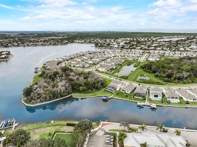 5413 WISHING ARCH DRIVE, Apollo Beach, FL 33572