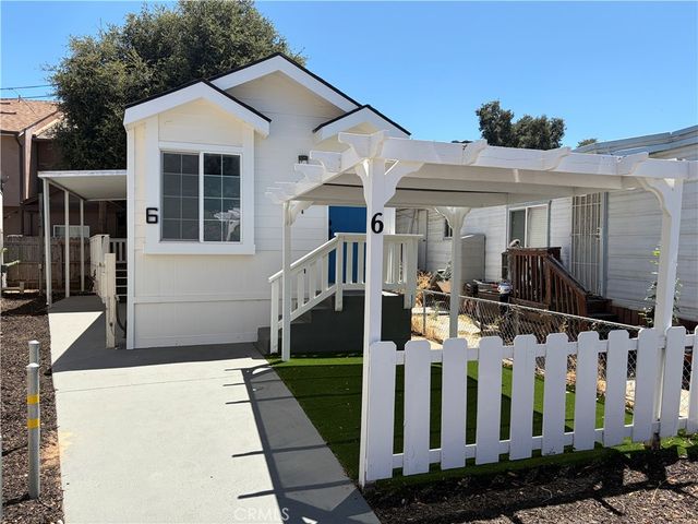 5715 Santa Cruz 6, Atascadero, CA 93422