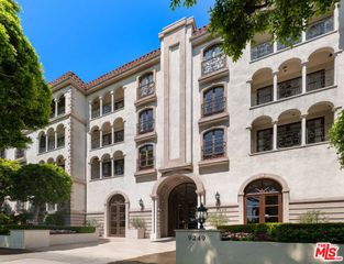 9249 Burton Way 501, Beverly Hills, CA 90210