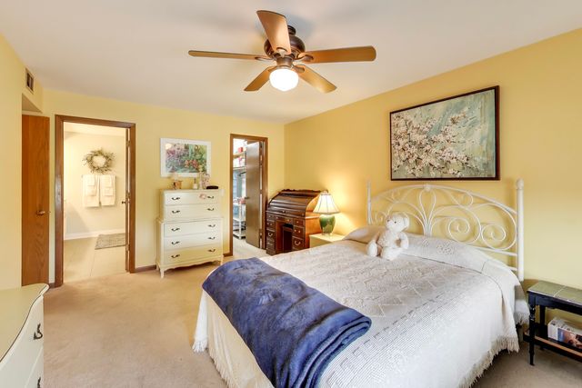 6121 N Northwest Highway 406, Chicago, IL 60631