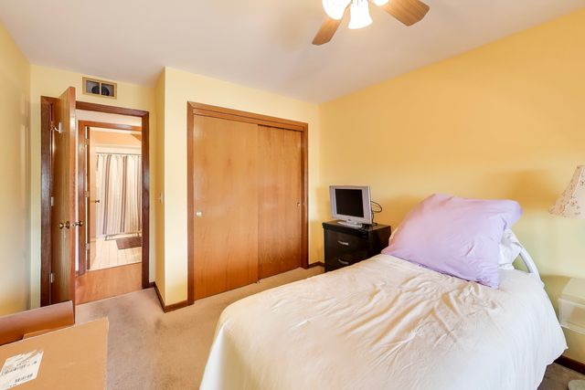 6121 N Northwest Highway 406, Chicago, IL 60631