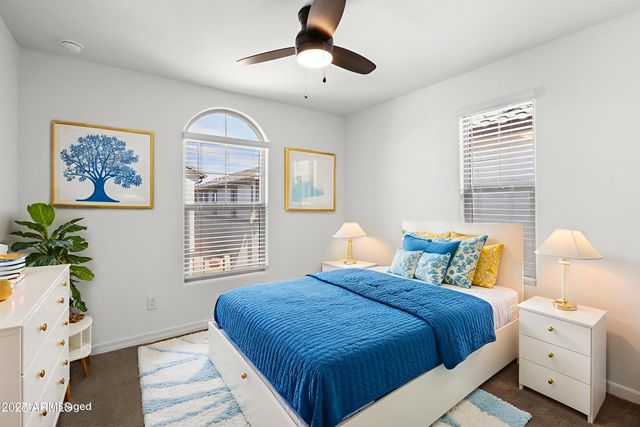 1334 W SPARROW Drive, San Tan Valley, AZ 85140