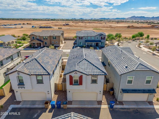 1334 W SPARROW Drive, San Tan Valley, AZ 85140