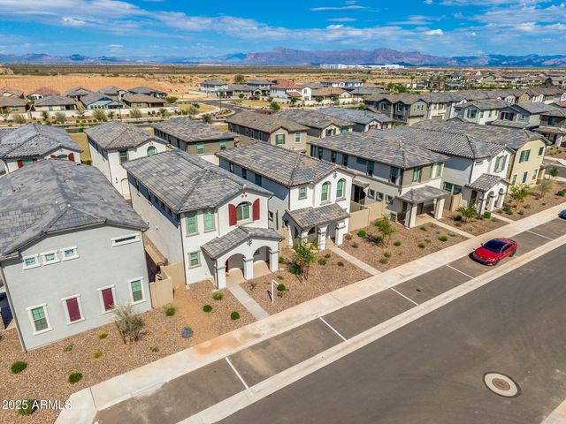 1334 W SPARROW Drive, San Tan Valley, AZ 85140