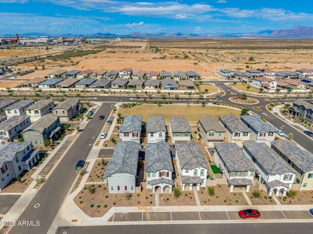 1334 W SPARROW Drive, San Tan Valley, AZ 85140