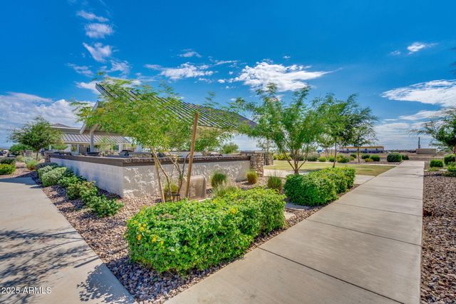 1334 W SPARROW Drive, San Tan Valley, AZ 85140
