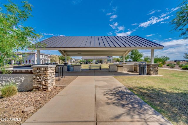 1334 W SPARROW Drive, San Tan Valley, AZ 85140