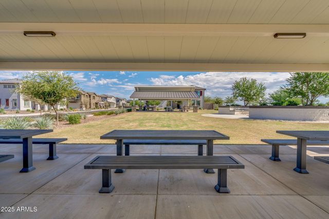 1334 W SPARROW Drive, San Tan Valley, AZ 85140