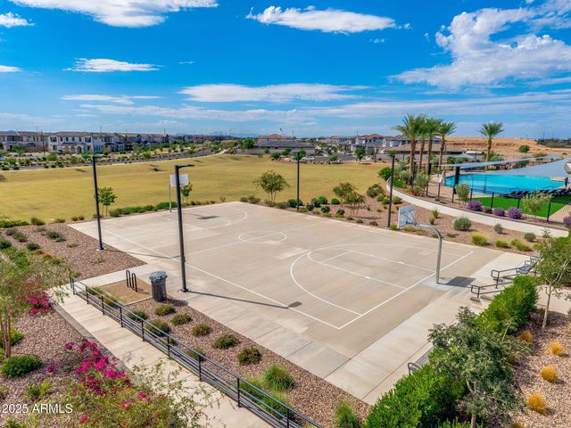 1334 W SPARROW Drive, San Tan Valley, AZ 85140