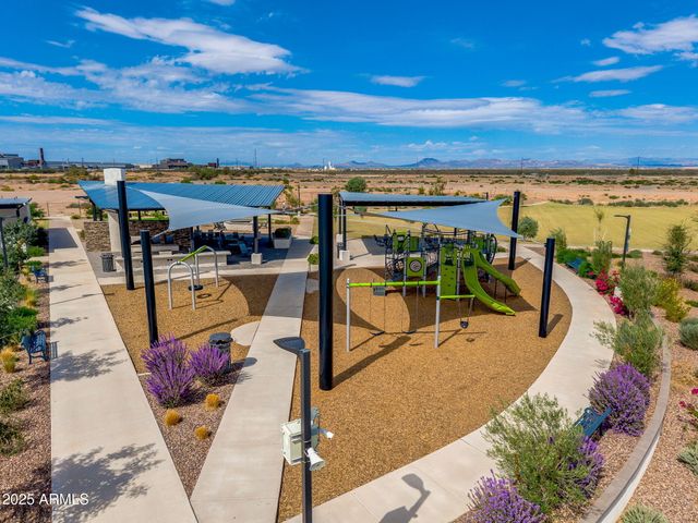 1334 W SPARROW Drive, San Tan Valley, AZ 85140