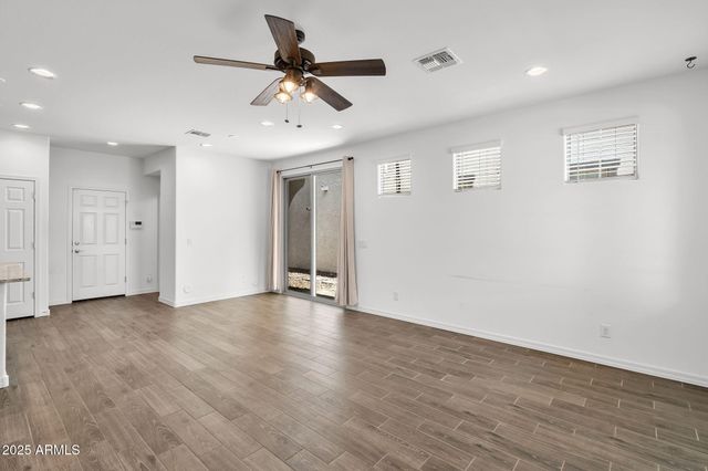 1334 W SPARROW Drive, San Tan Valley, AZ 85140