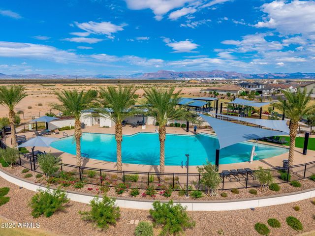 1334 W SPARROW Drive, San Tan Valley, AZ 85140