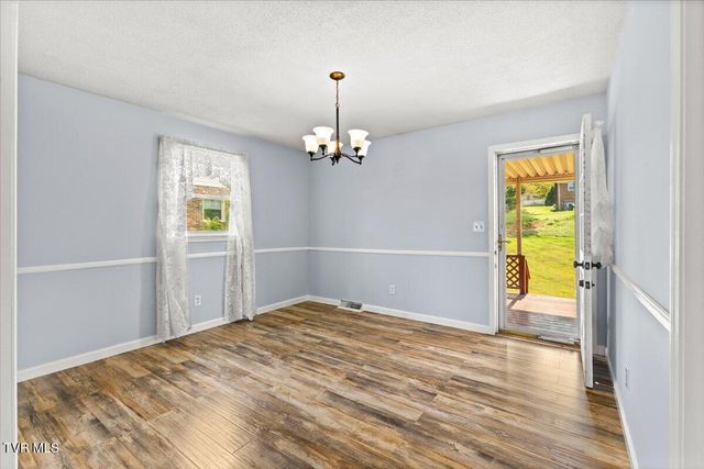 817 North Hills Drive, Johnson City, TN 37604