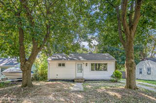 1311 Warwick Drive, Lansing, MI 48910