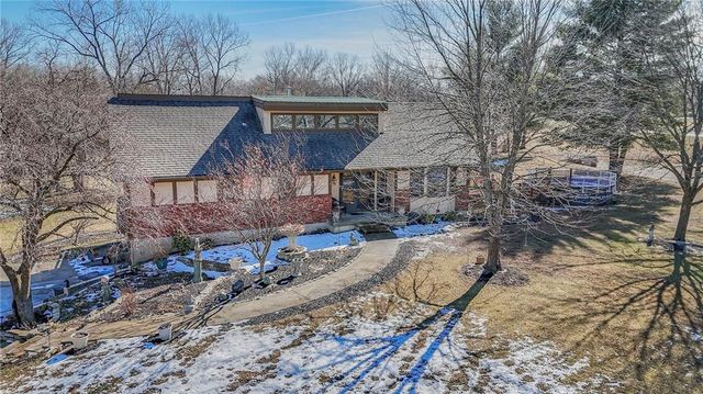 25401 Lone Pine Drive, Cleveland, MO 64734