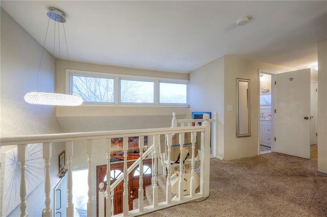 25401 Lone Pine Drive, Cleveland, MO 64734