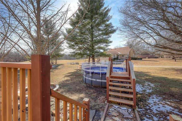 25401 Lone Pine Drive, Cleveland, MO 64734