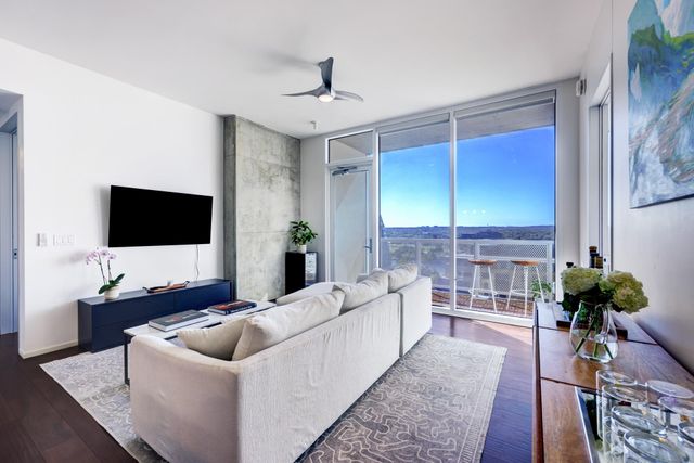 301 West Ave 1307, Austin, TX 78701