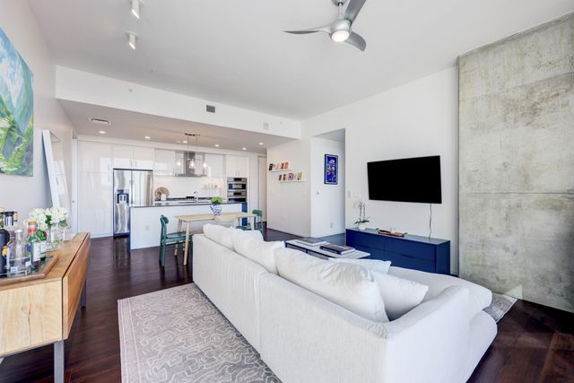 301 West Ave 1307, Austin, TX 78701