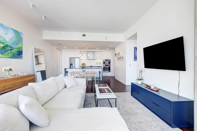 301 West Ave 1307, Austin, TX 78701