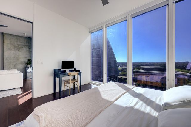 301 West Ave 1307, Austin, TX 78701