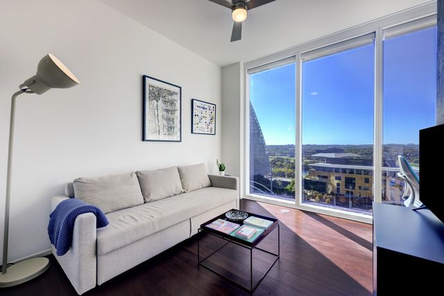 301 West Ave 1307, Austin, TX 78701