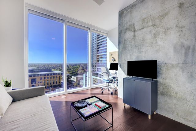 301 West Ave 1307, Austin, TX 78701