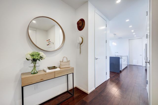 301 West Ave 1307, Austin, TX 78701