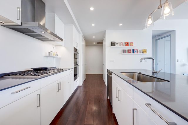301 West Ave 1307, Austin, TX 78701